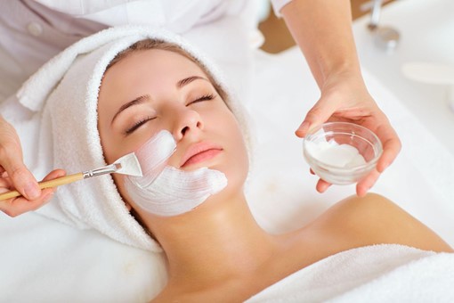 Six Incredible Benefits You Receive With Regular Facials